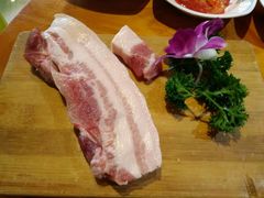 -唯成•韩国炭火烤肉 유성고기