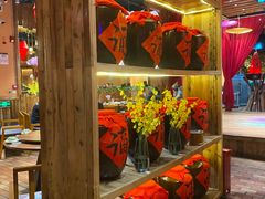 -老滇山寨•云南特色菜•地方菜•民族风情歌舞表演(金碧店)