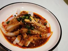 -渝信川菜 · 川味家常菜(财富购物中心店)