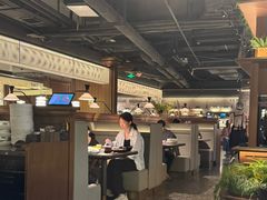 大堂-前海沿·青岛菜(大拇指广场石老人店)