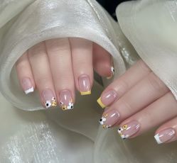 -悦指间美甲美睫