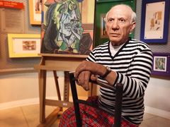 -曼谷杜莎夫人蜡像馆