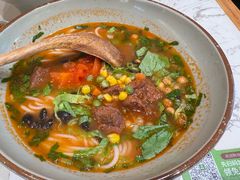 -百春原湖南牛肉粉(百联世纪店)