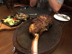 -恰餐厅及酒吧 CHAR Bar & Grill (北京丽都皇冠假日店)