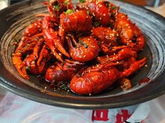 -肥肥虾庄·金牌油焖大虾(杨园滨江时代walk店)