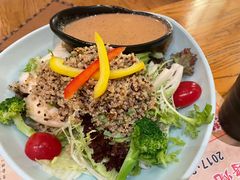牛油果藜麦沙拉-千寻烧肉(政务区店)