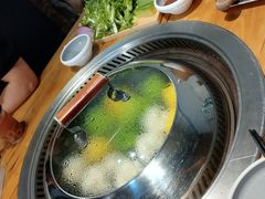 -锅老头海鲜铁锅炖