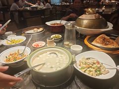 -湘力力小院·鱼汤泡饭(枫林路店)