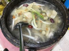 -墨脱石锅椰子鸡•海鲜糟粕醋(榆亚路店)