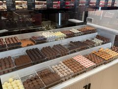 -Laderach 莱德拉(上海环贸iapm店)