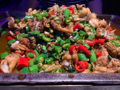 炭烧牛蛙平锅紫苏味-蘭奢雅集·江浙菜(青山江滩店)