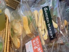 -花园饼屋·吐司蛋糕面包(星海店)