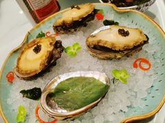 脆皮鲜鲍-Yan Ting 宴庭中餐厅(上海静安瑞吉酒店)