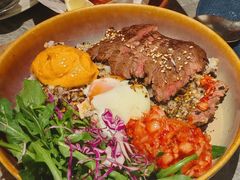 gaga经典韩式烤牛肉拌饭-gaga(北京新中关购物中心店)