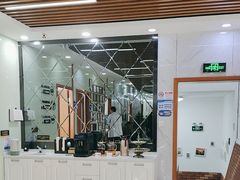 -茂菊口腔连锁(浦东南路店)