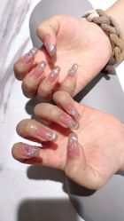 -丽心自助美甲美睫