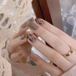 -悦指间美甲美睫