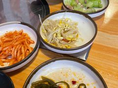 小菜拼盘-源味屋韩式火锅&炸鸡(鼎城当代商城店)