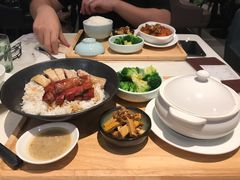 -港丽餐厅(高德置地店)