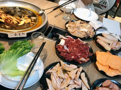 -石记东北风味烤肉店(子固路店)