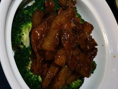 -鲁菜根·泰安菜(万达店)