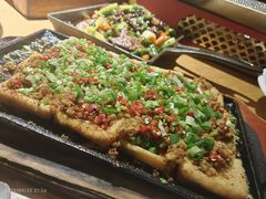 -胡马八破·川菜小馆(高新万达店)