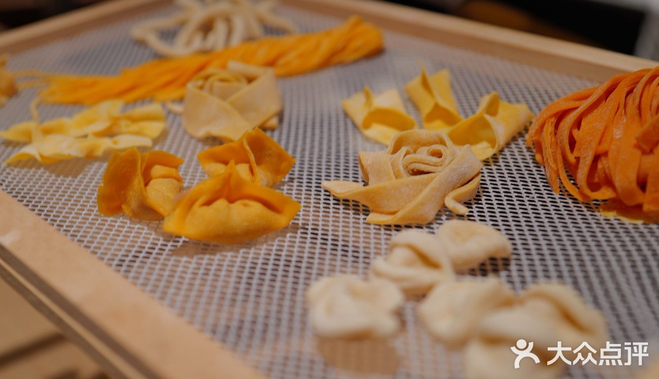 人均1000还性价比极高？预约已经排到四个月后的C8探店后感