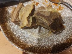 -顶顶汤火牛排火锅·经典铜锅涮肉