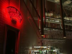 -FOUR PLAY BAR