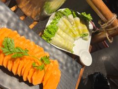 -老牌坊云南鱼豆花火锅(哈西万达店)