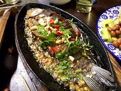 铁板鲫鱼-老张头烧烤小吃(桂花街店)