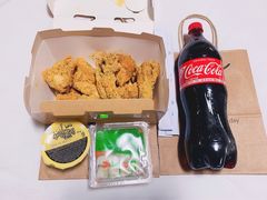 -BHC炸鸡(明洞总店)