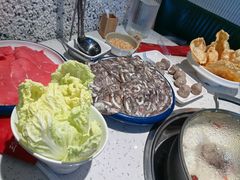 -三人行骨头王火锅(长寿店)