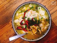 酸菜鱼-食尚胡桃音乐酒馆(滨海店)