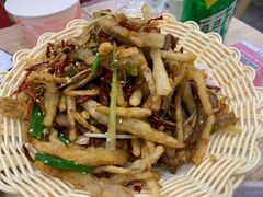 -江城燕子大排档(江汉路步行街店)