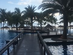-岘港皇冠假日酒店