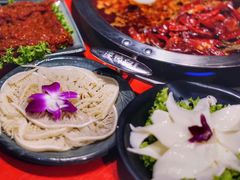 -谭鸭血老火锅(漳州路店)