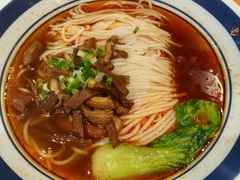 -霸蛮湖南菜·牛肉粉(荣京西街店)