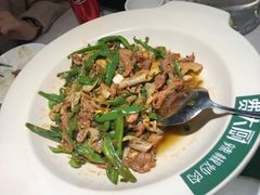 -费大厨辣椒炒肉(黄兴中心广场店)