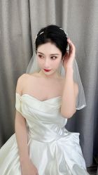 -莫小姐婚纱