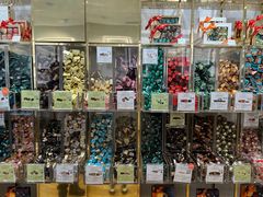 -VENCHI 闻绮(上海佛罗伦萨小镇店)