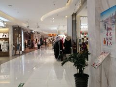 店内环境-资和信百货商场
