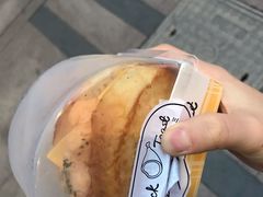 -全家便利店(宜山路站店)