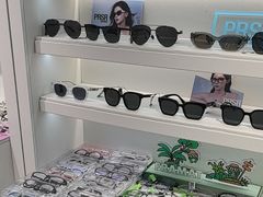 -J-Optical佳视明眼镜·蔡司视觉(青岛金茂览秀城店)