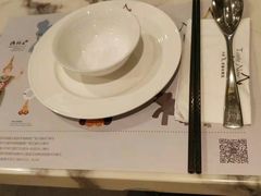 餐具摆设-今之味南亚厨房·探店指南(领展购物广场店)