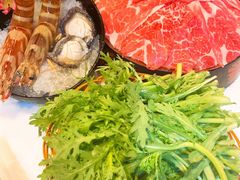 -鲜入围煮花胶鸡海鲜火锅