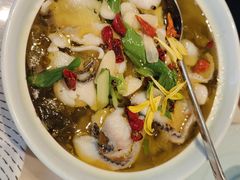 酸菜鱼-满江红四季餐厅 · 国家五钻级酒家(新纪元大酒店店)