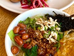 -西安大雁塔科技大学地铁站亚朵酒店