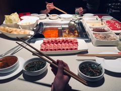 -海底捞火锅鲜切牛肉主题店(长寿路店)