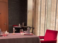 -粤尚腾香居中餐厅(首都机场希尔顿店)